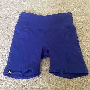 Oiselle Mid Length Pocket Jogger Shorts